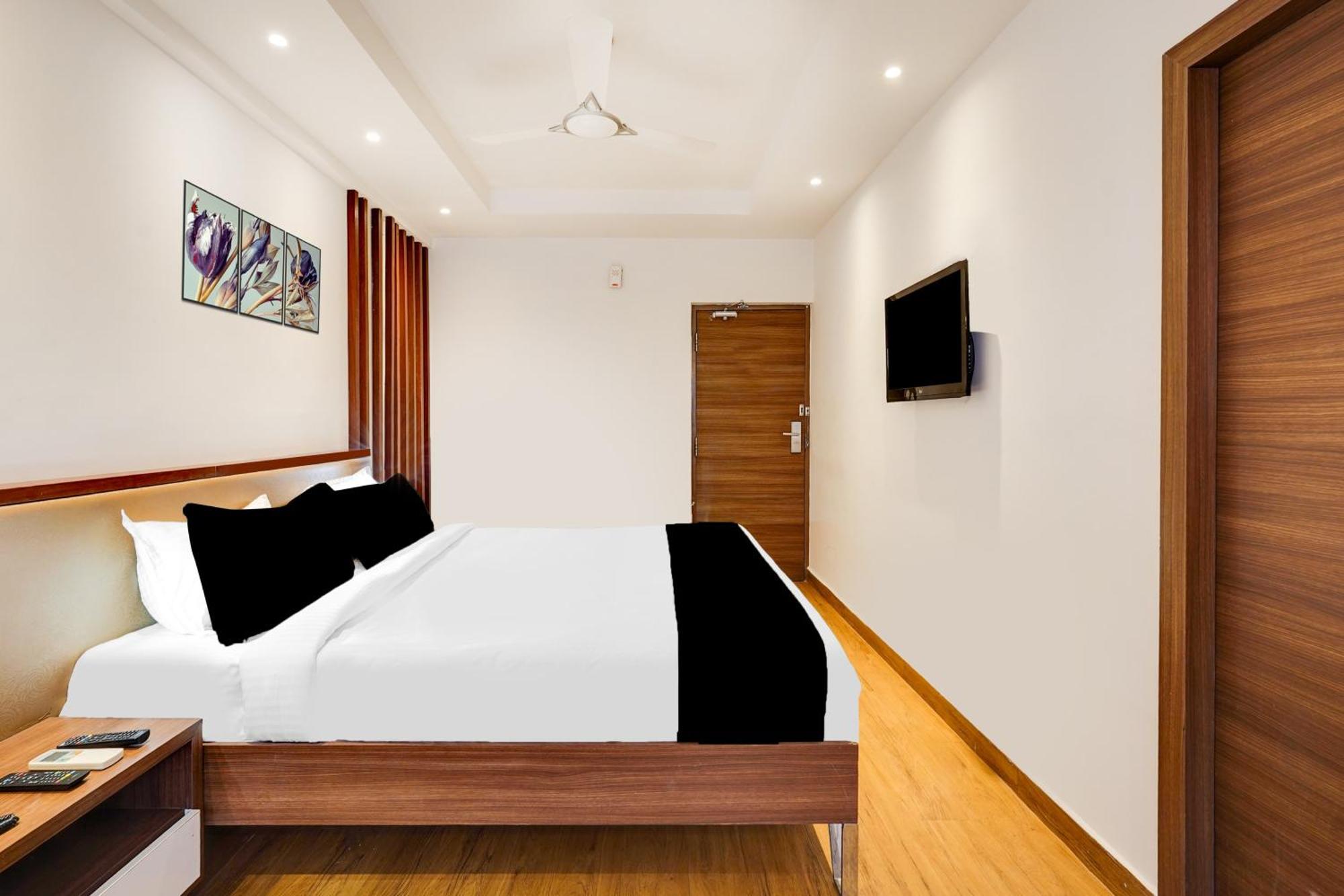 Super Townhouse Oak Kodambakkam Formerly Cine City 钦奈 外观 照片
