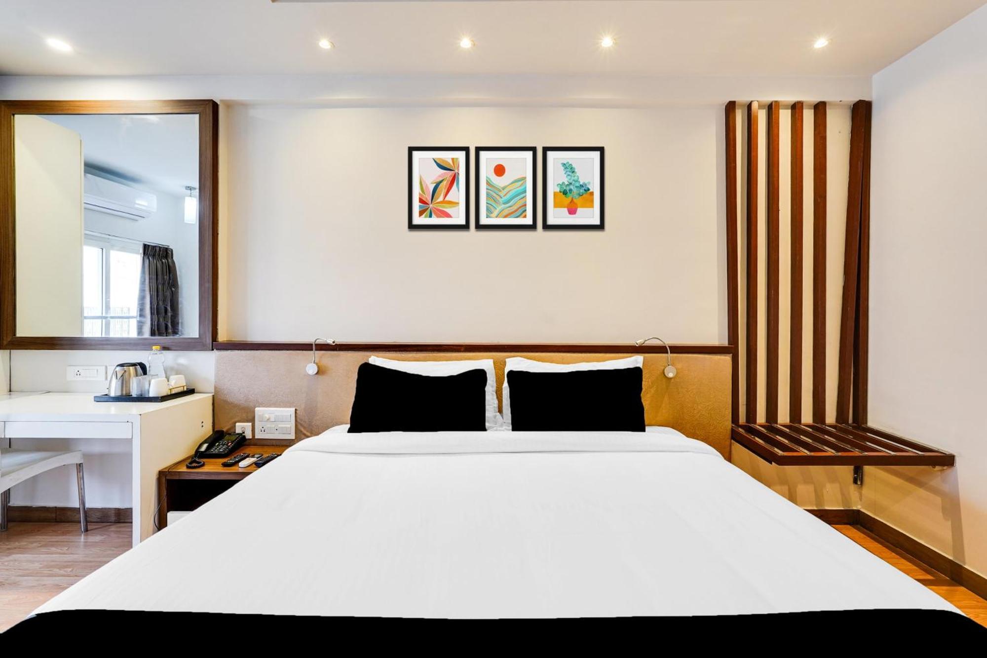 Super Townhouse Oak Kodambakkam Formerly Cine City 钦奈 外观 照片