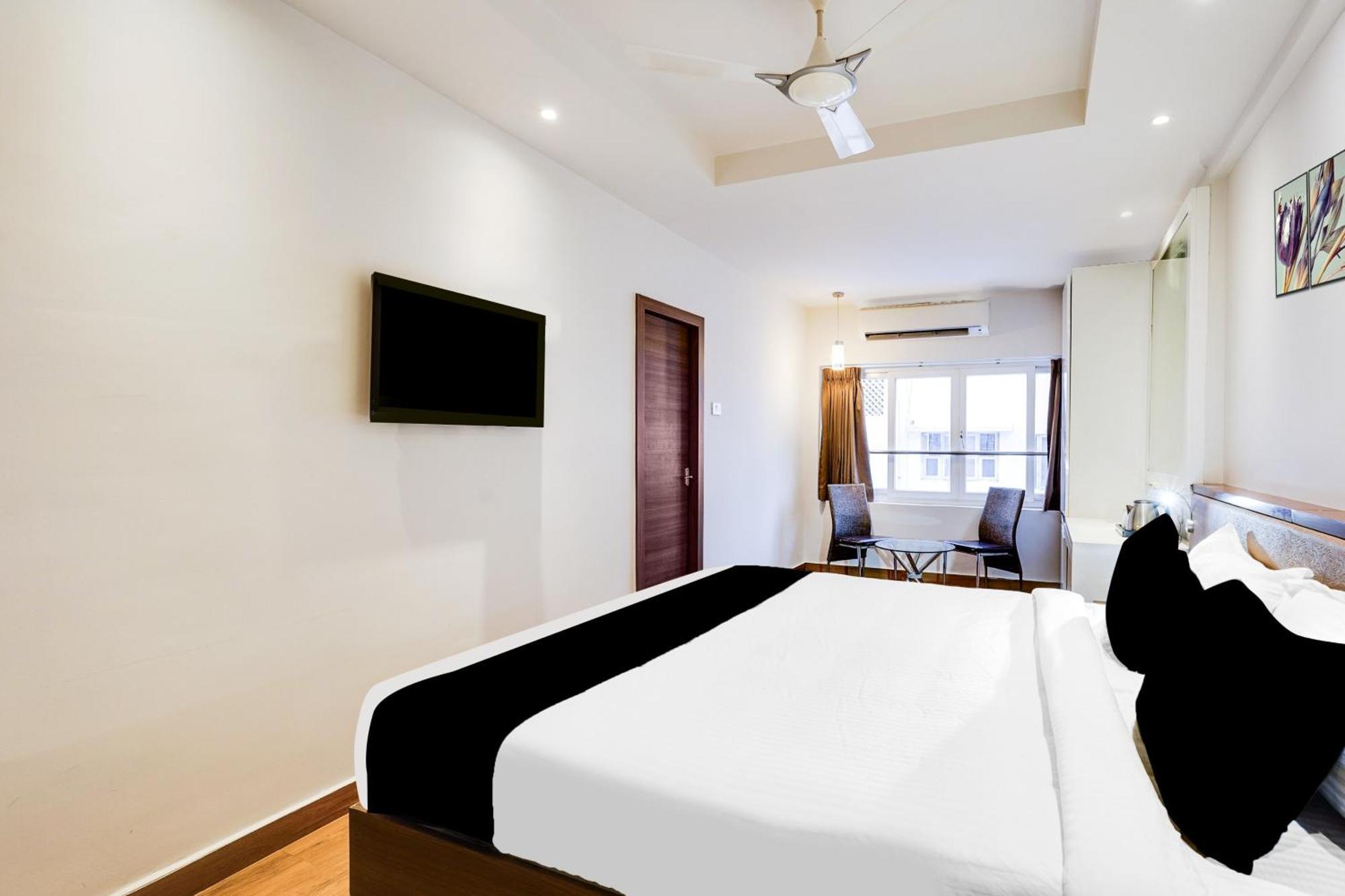 Super Townhouse Oak Kodambakkam Formerly Cine City 钦奈 外观 照片