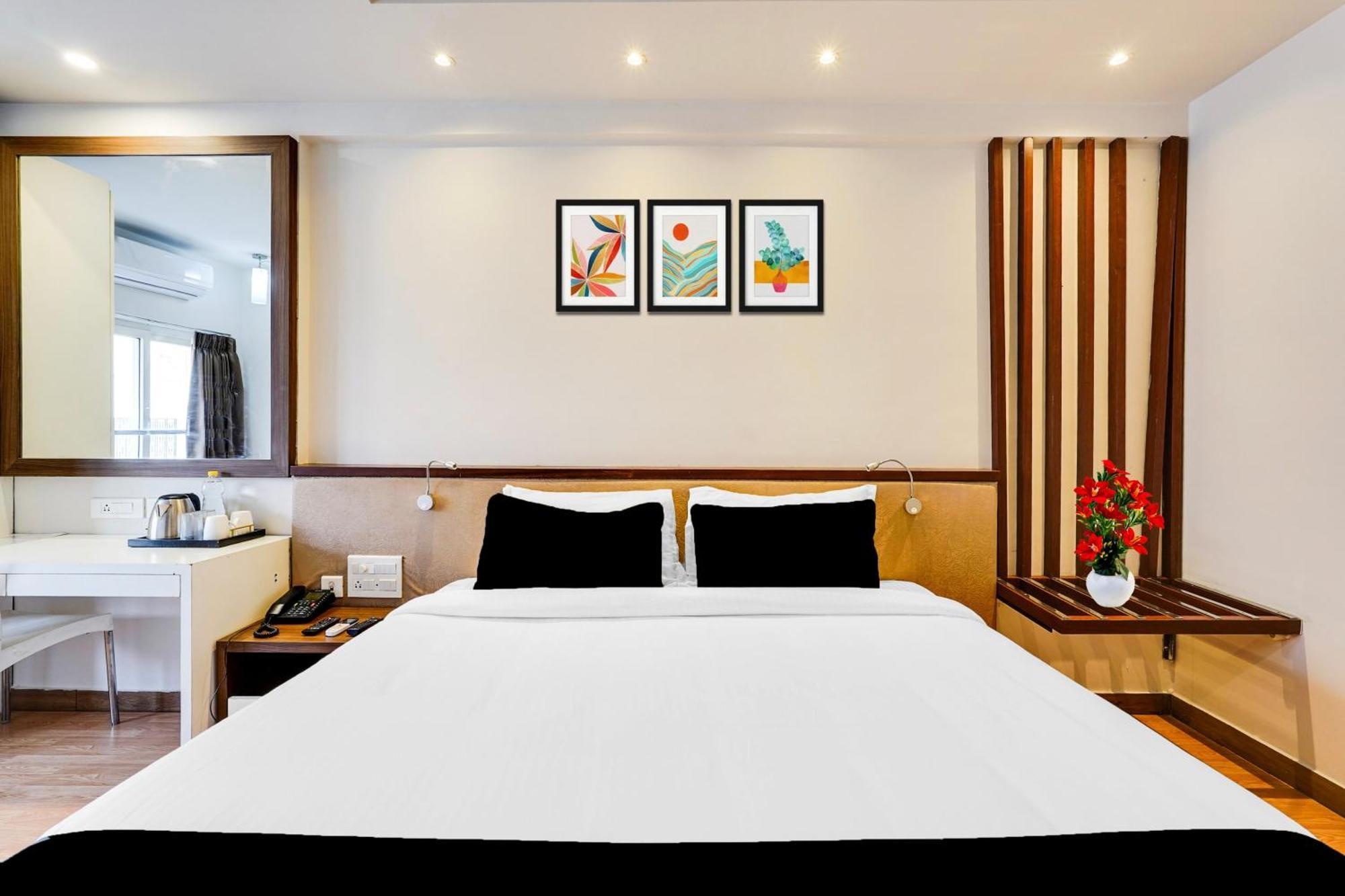 Super Townhouse Oak Kodambakkam Formerly Cine City 钦奈 外观 照片
