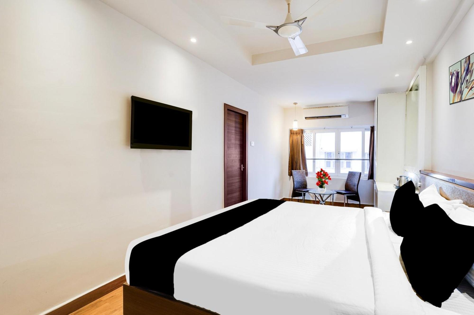 Super Townhouse Oak Kodambakkam Formerly Cine City 钦奈 外观 照片